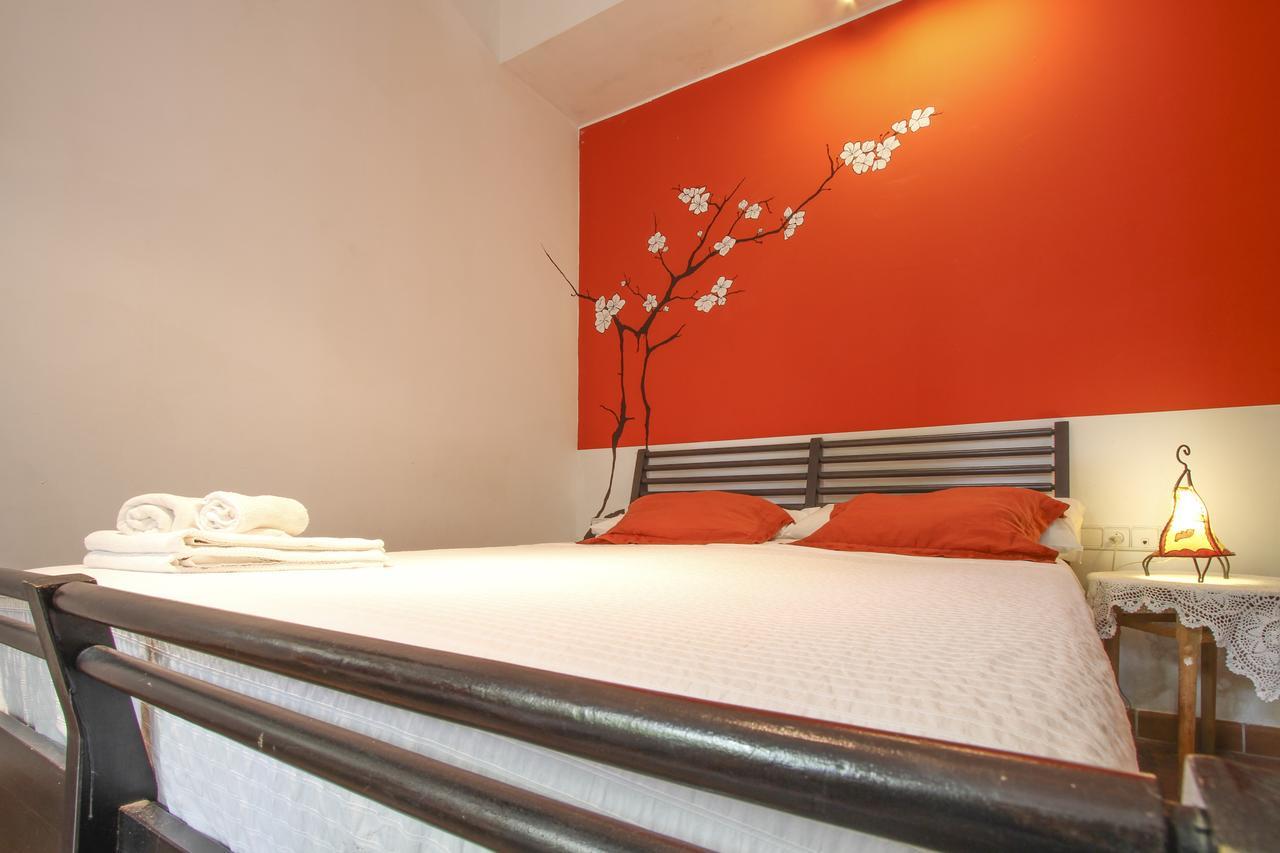 Hostal Las Acacias Málaga Eksteriør billede